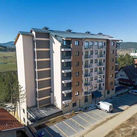 Monte Laa -moderan Sa Garazom 900 M Od Centra ,kod Hotela Tornik Apartament Zlatibor