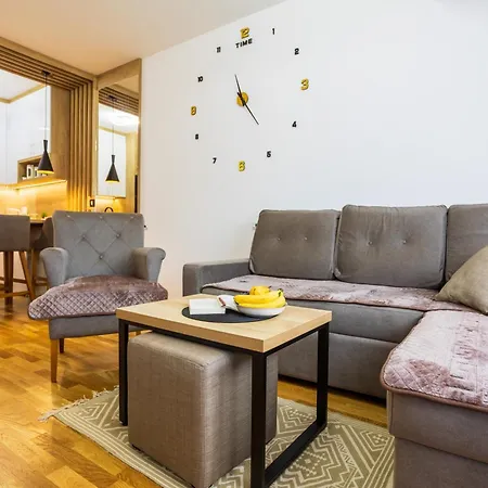 아파트 Monte Laa -moderan Sa Garazom 900 M Od Centra ,kod Hotela Tornik